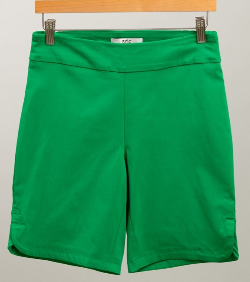 9’ Millennium Bermuda Short in Kelly Green