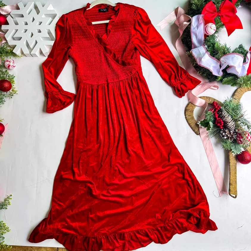 Scarlet Dream Maxi Dress