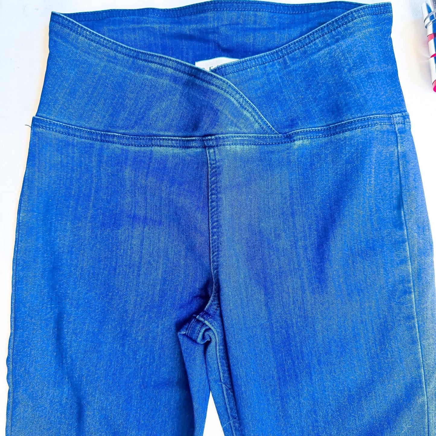 Cello V Waist Dark Wash Denim Jeans Pull on