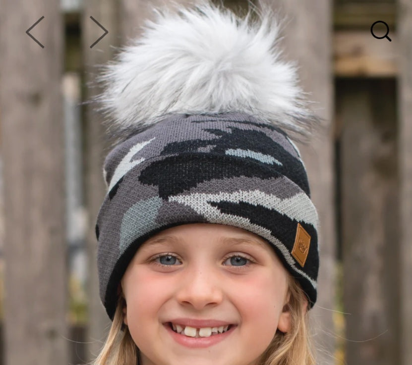 Youth Camouflage Knit Pom Hat
