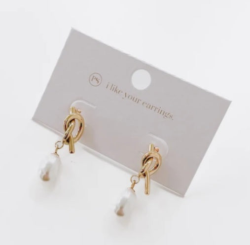 Pinky Promise Pearl Drop Earrings- Waterproof