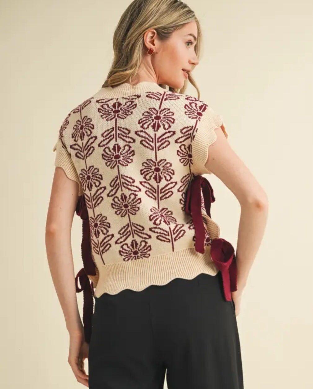Scalloped Mock Neck Floral Sweater Vest