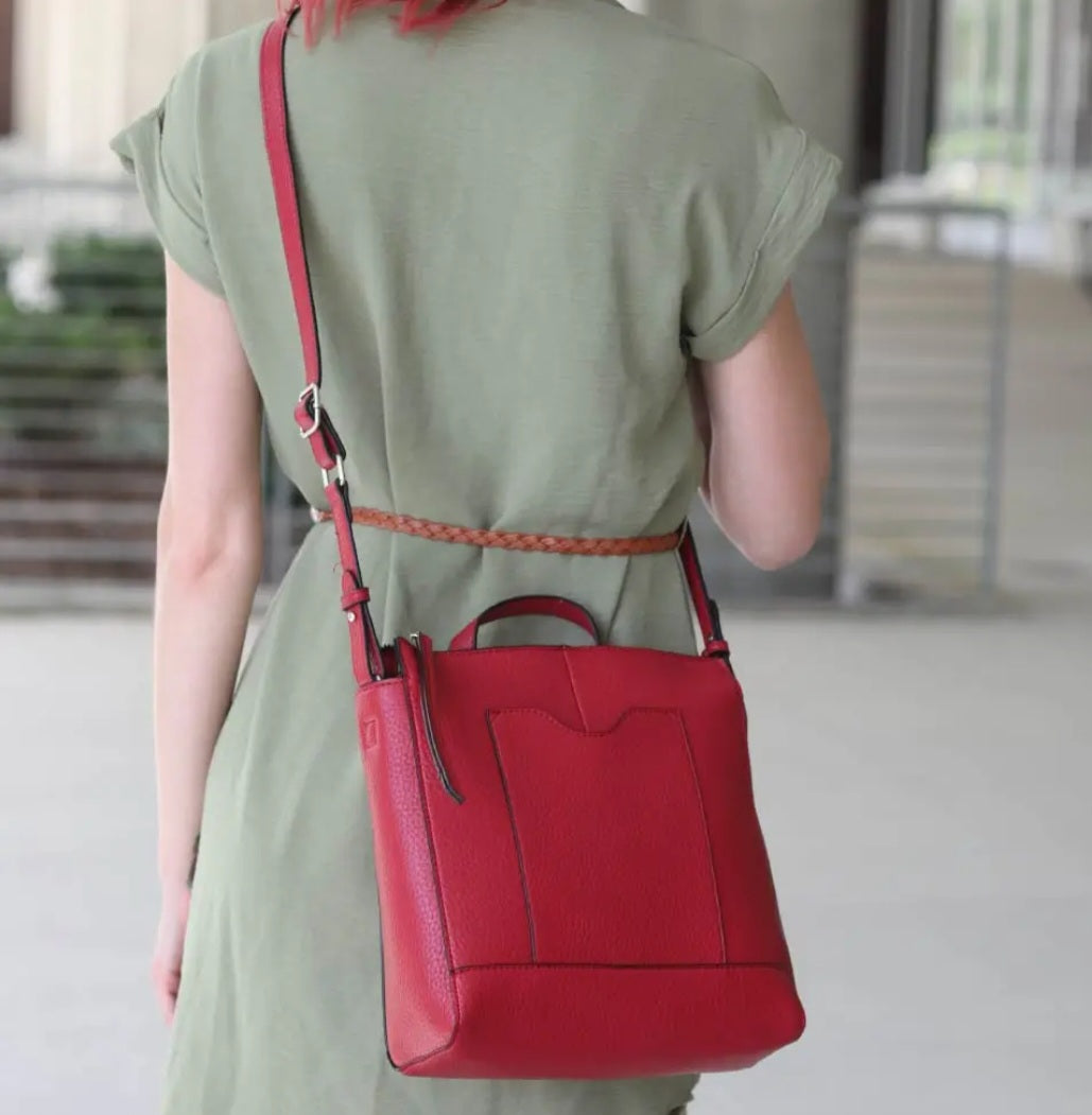 Billie Backpack Crossbody Camel
