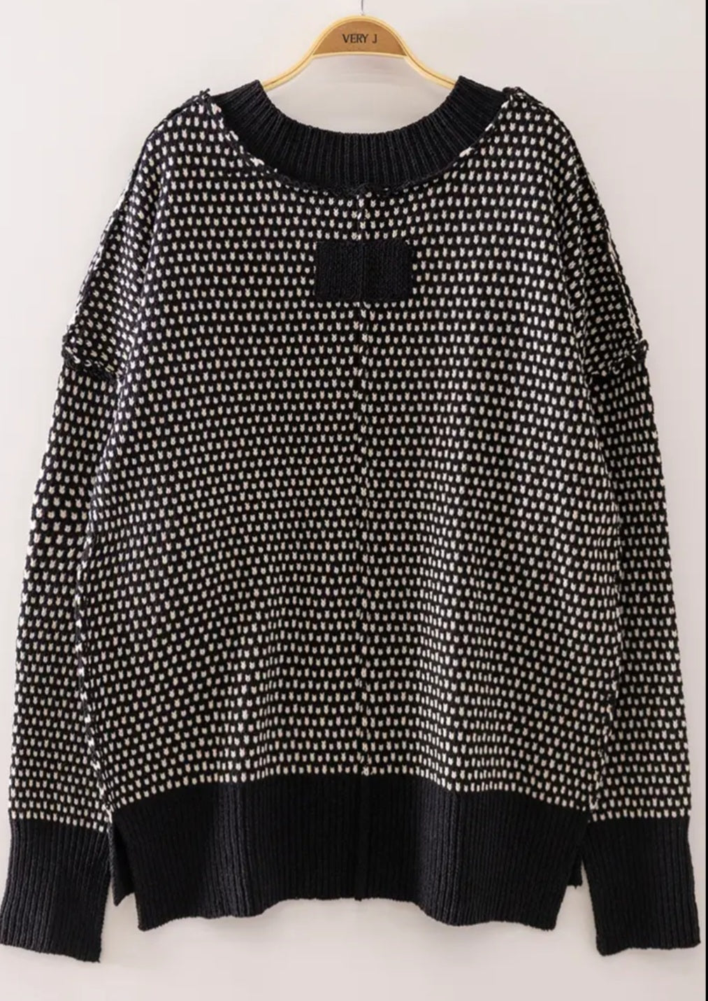Abby Contrast Stitch Reversible V-neck Sweater